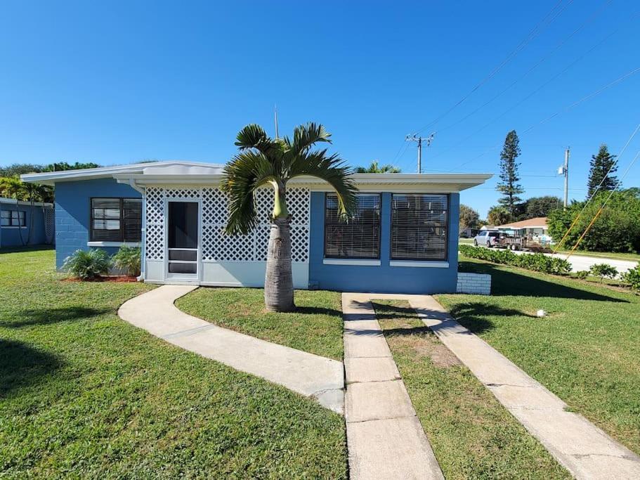 Downtown Cottage - Walk To The Beach & Restaurants Cocoa Beach Bagian luar foto